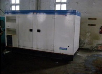 湟中康明斯150kw大型柴油二手发电机组 湟中康明斯150kw大型柴油二手发电机组